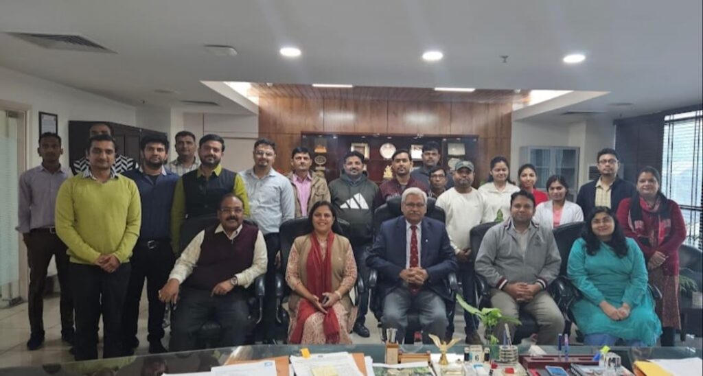 योगी आदित्यनाथ उत्तर प्रदेश के बाल विशेष चिकित्सा अनुसंधान केन्द्र के प्रति संवेदनशील - जे पी सिंह