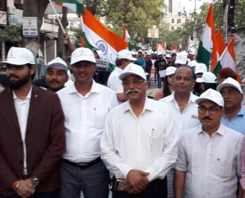 लखनऊ मे मतदाताओं को प्रोत्साहित करने के लिए सामाजिक संगठन आगे आए - जे पी सिंह