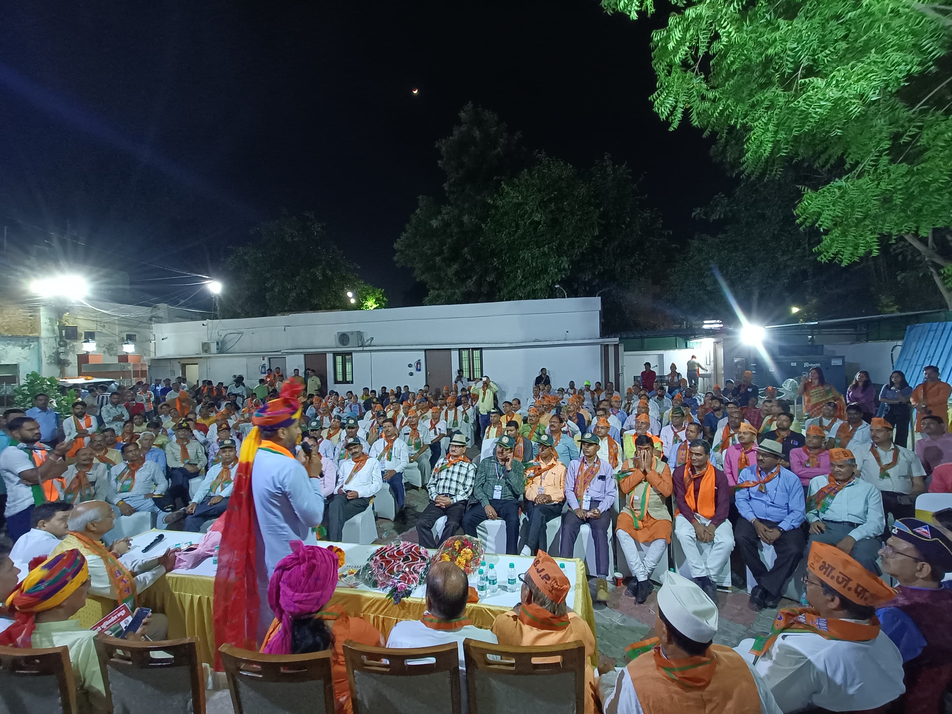 भूतपूर्व सैनिकों को सुषमा खर्कवाल महापौर ने पांच लाख से ज्यादा अंतर से विजय के लिए संकल्पित किया