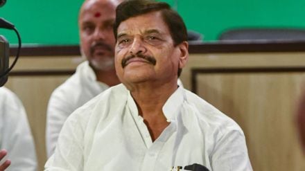 शिवपाल के दावे ने पक्ष और विपक्ष को डाला  सदमे में