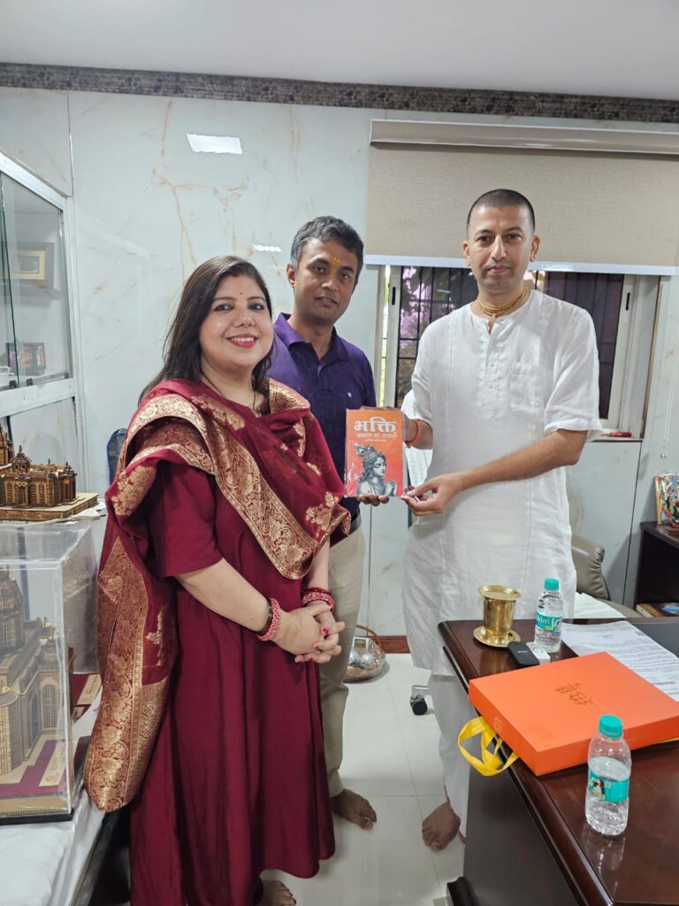 आध्यात्मिक संवाद: सनातन का संदेश इस्कॉन से समाज तक - जितेंद्र प्रताप सिंह