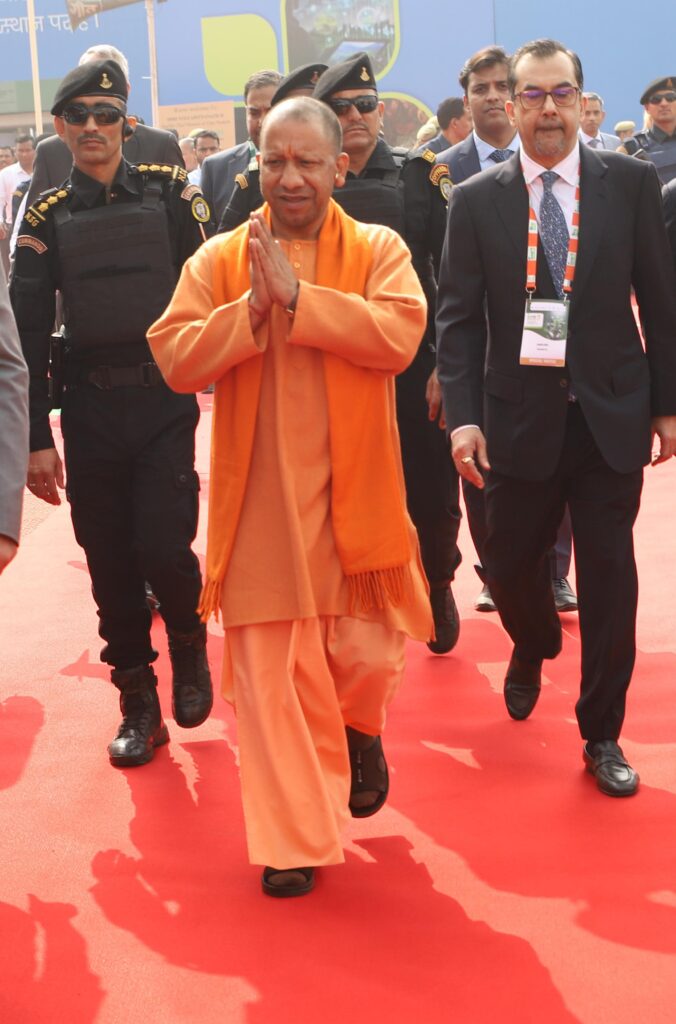 गोरखपुर में मकर संक्रांति मेले की तैयारियां अंतिम चरण में: मुख्यमंत्री ने दिए सख्त निर्देश