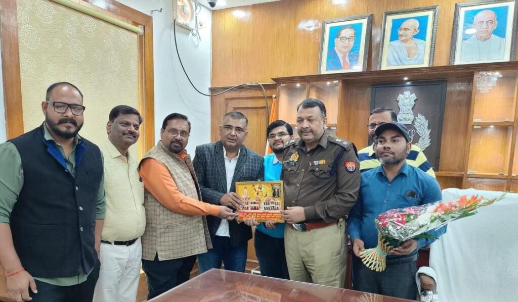 आदर्श व्यापारी एसोसिएशन ने शुभ ज्वेलर्स घटना के सफल खुलासे पर पुलिस का जताया आभार