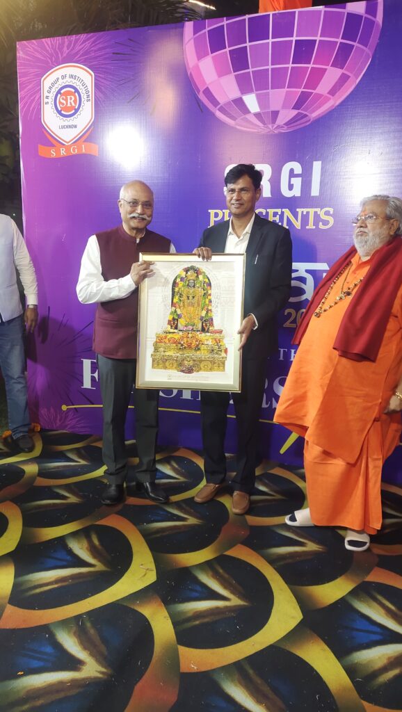 एमएलसी पवन सिंह चौहान के एसआरजीआई कॉलेज में फ्रेशर पार्टी: दिग्गजों की मौजूदगी से गूंजे हाउस द जोश के नारे