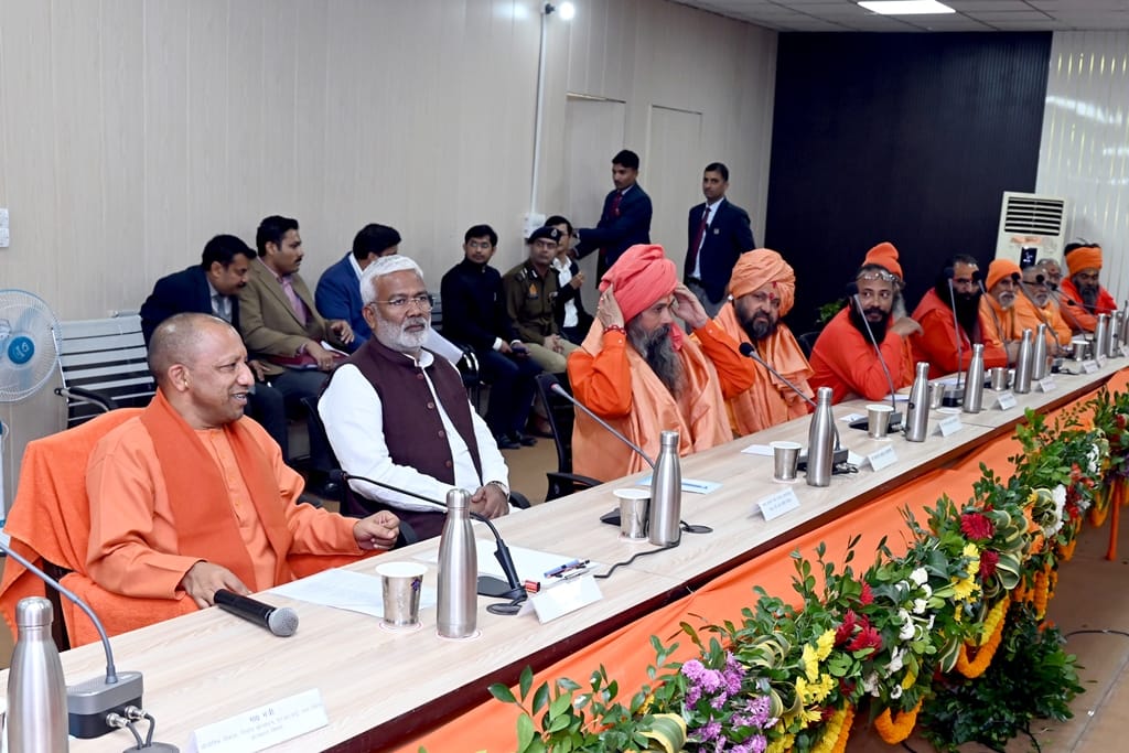 महाकुंभ-2025: संतों के मार्गदर्शन में होगा सनातन समाज का उत्कर्ष