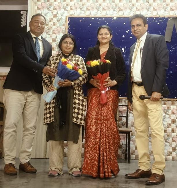 बालिकाओं को पीसीओडी और स्वास्थ्य स्वच्छता के प्रति किया जागरूक