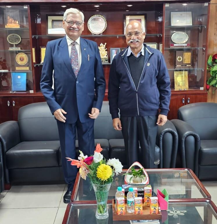अखिल भारतीय बाल्य आयुर्विज्ञान चिकित्सा संस्थान, नोएडा के निदेशक से राष्ट्रीय सनातन महासंघ के अध्यक्ष की शिष्टाचार भेंट सम्पन्न