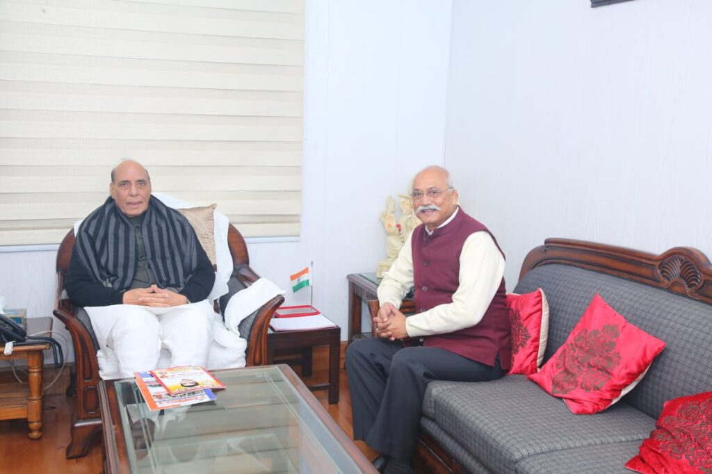 संस्कृतभारतीन्यास अवध प्रांत अध्यक्ष जितेंद्र प्रताप सिंह की रक्षामंत्री से शिष्टाचार भेंट सम्पन्न