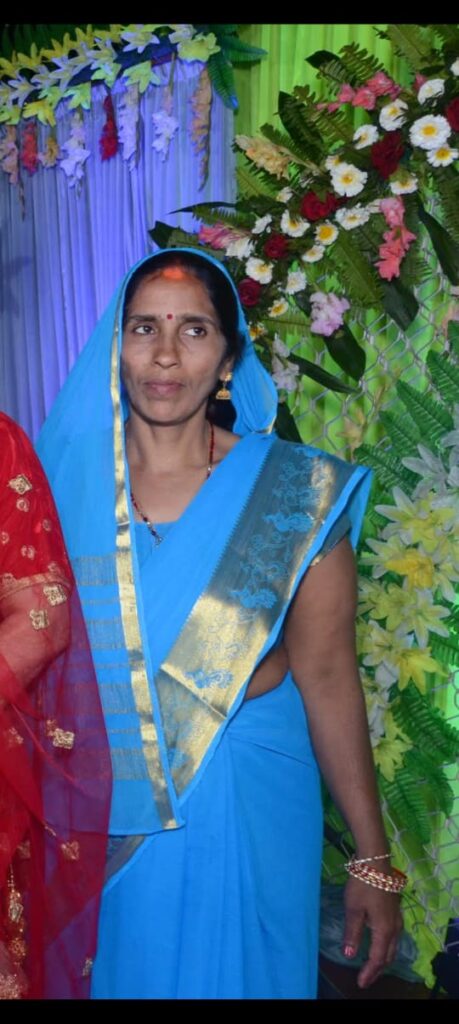 प्रयागराज कुंभ मेले से  सुधा( गुड्डा)लापता +919454104399