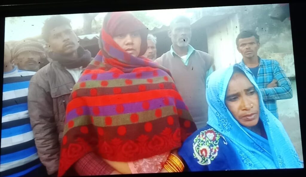 ग्राम प्रधान पर लगे फर्जी आरोपों को ग्रामीणों ने बताया राजनीति से प्रेरित