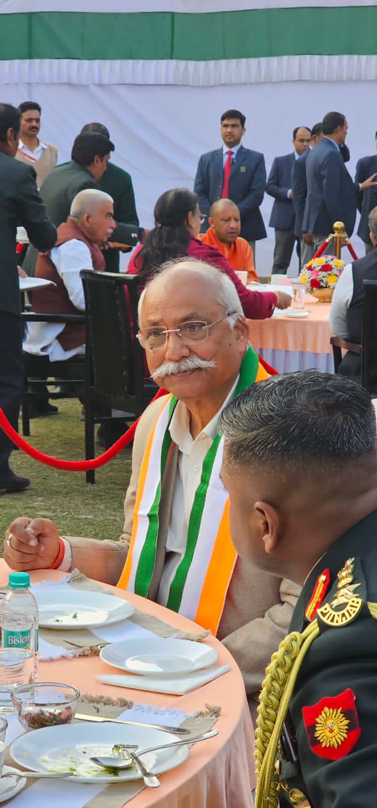 राजभवन में गूंजी देशभक्ति, 76वें गणतंत्र दिवस पर राज्यपाल व मुख्यमंत्री ने दी शुभकामनाएं