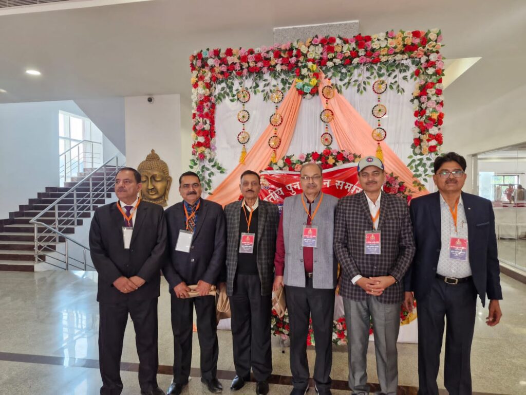 81-82 बैच के उप निरीक्षकों का भव्य पुनर्मिलन समारोह संपन्न