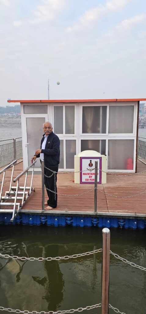 चुरवा बछरावां में हनुमान दर्शन के बाद राष्ट्रीय सनातन महासंघ अध्यक्ष का कुंभ स्नान, प्रयागराज में ओडीओपी प्रदर्शनी का अवलोकन