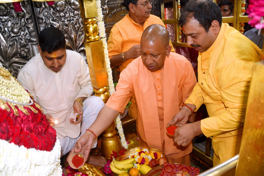 मीरजापुर: मुख्यमंत्री योगी आदित्यनाथ ने की चैत्र नवरात्रि मेले की तैयारियों व विकास कार्यों की समीक्षा