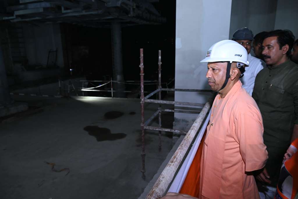 वाराणसी में काशी रोप-वे परियोजना का निरीक्षण, मुख्यमंत्री ने दिए शीघ्र पूर्ण करने के निर्देश
