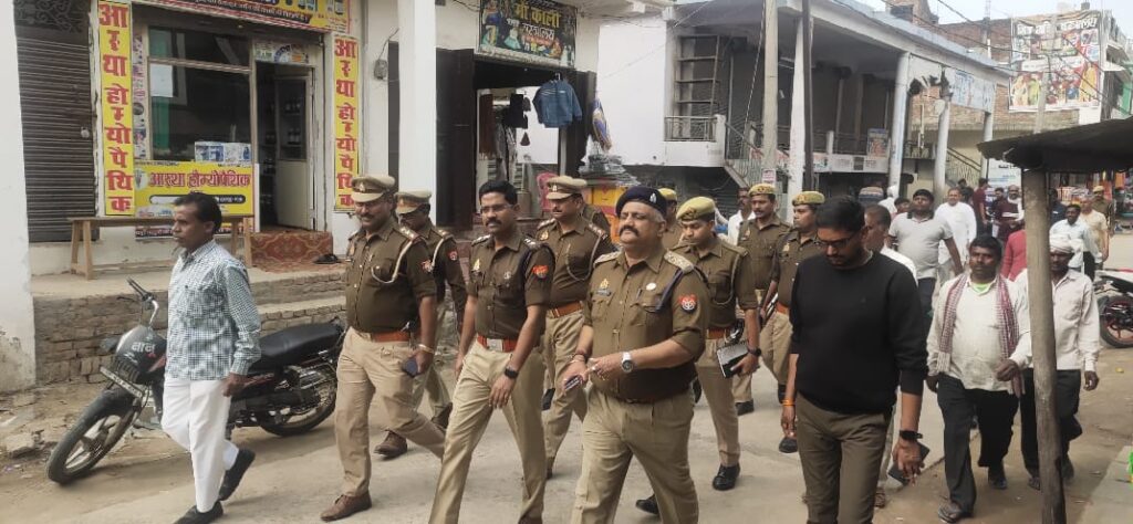 होली पर शांति व्यवस्था सुनिश्चित करने के लिए पुलिस अधीक्षक ने किया संवेदनशील क्षेत्रों का निरीक्षण