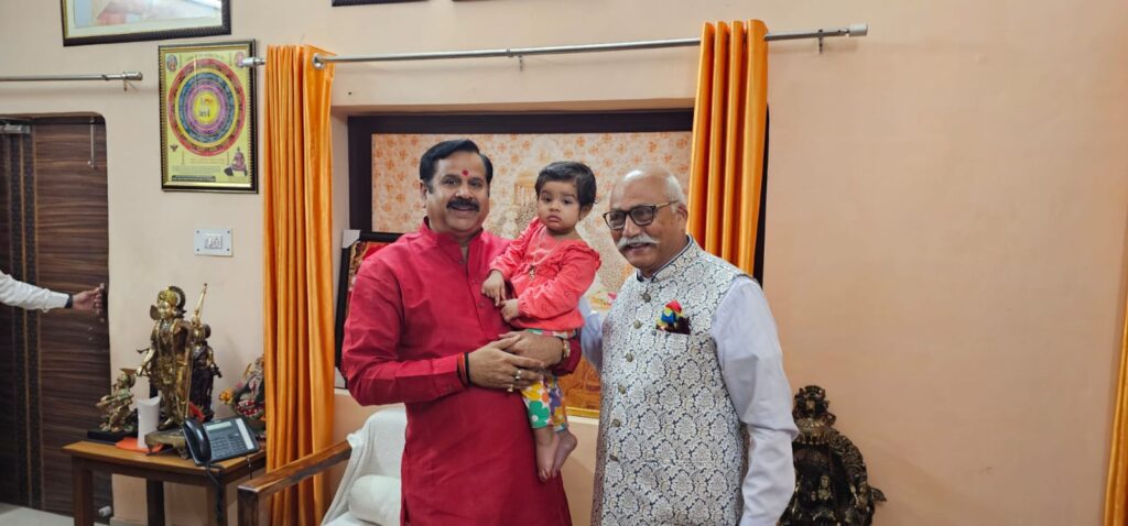 डा. महेंद्र सिंह: आध्यात्मिकता और राजनीति का अद्भुत संगम