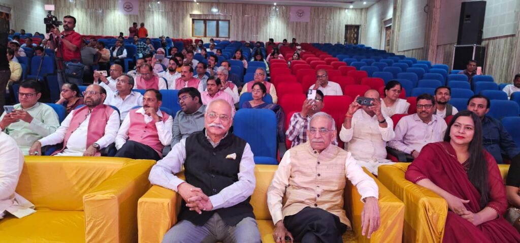 हिंदू नव वर्ष महोत्सव एवं राष्ट्रीय स्वयंसेवक संघ शताब्दी विशेषांक का भव्य आयोजन