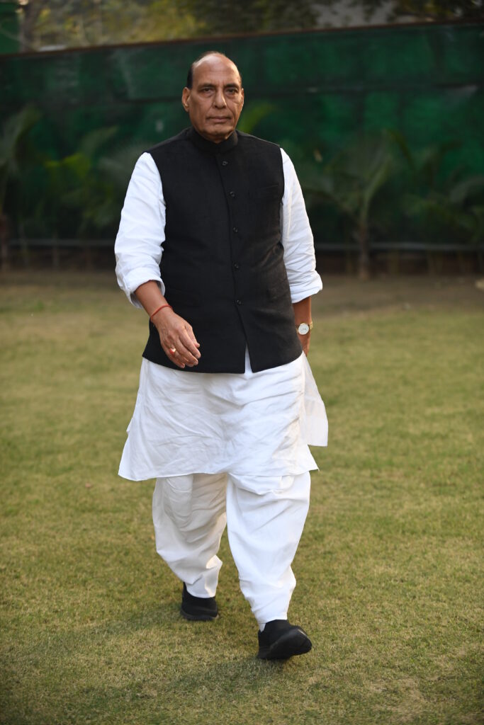 संकट की घड़ी में भाजपा को माननीय राजनाथ सिंह ही क्यों याद आते हैं?