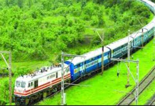 10 अप्रैल से 29 जून तक प्रत्येक रविवार एवं बृहस्पतिवार को 24 फेरे के लिए पुणे गाज़ीपुर सिटी साप्ताहिक ट्रेन