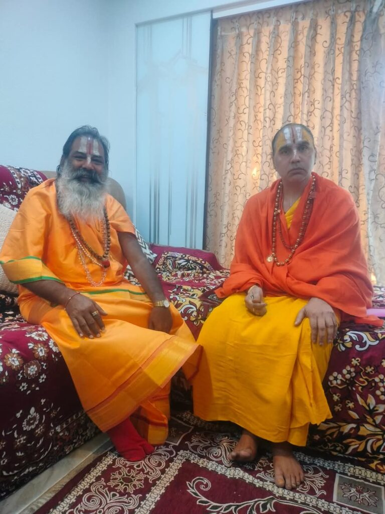 अयोध्या में हुआ "शत्रुघ्नताई यज्ञ", संतों और धर्माचार्यों ने उठाई आहुतियां, भारत के शत्रुओं और आतंकवाद के समूल नाश की कामना के साथ सम्पन्न हुआ अद्भुत महायज्ञ