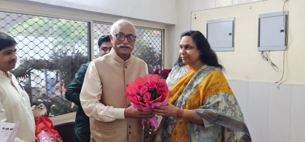 उप मुख्य मंत्री बृजेश पाठक की प्रेरणा स्रोत धर्मपत्नी नम्रता पाठक के जन्मदिवस पर राष्ट्रीय सनातन महासंघ के अध्यक्ष जितेंद्र प्रताप सिंह ने दी हार्दिक शुभकामनाएं