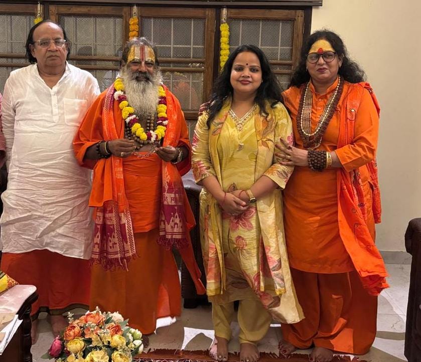 सनातन धर्म के प्रसार हेतु लखनऊ में आश्रम निर्माण की योजना पर विचार