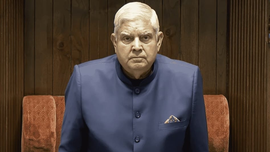 "त्यागपत्र या दबावपत्र? धनखड़ की विदाई के पीछे की अदृश्य पटकथा"