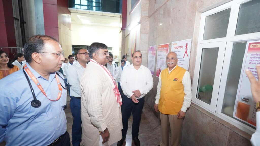 प्राचीन चिकित्सा विज्ञान का पुनर्जागरण – लोहिया संस्थान बना साक्षी