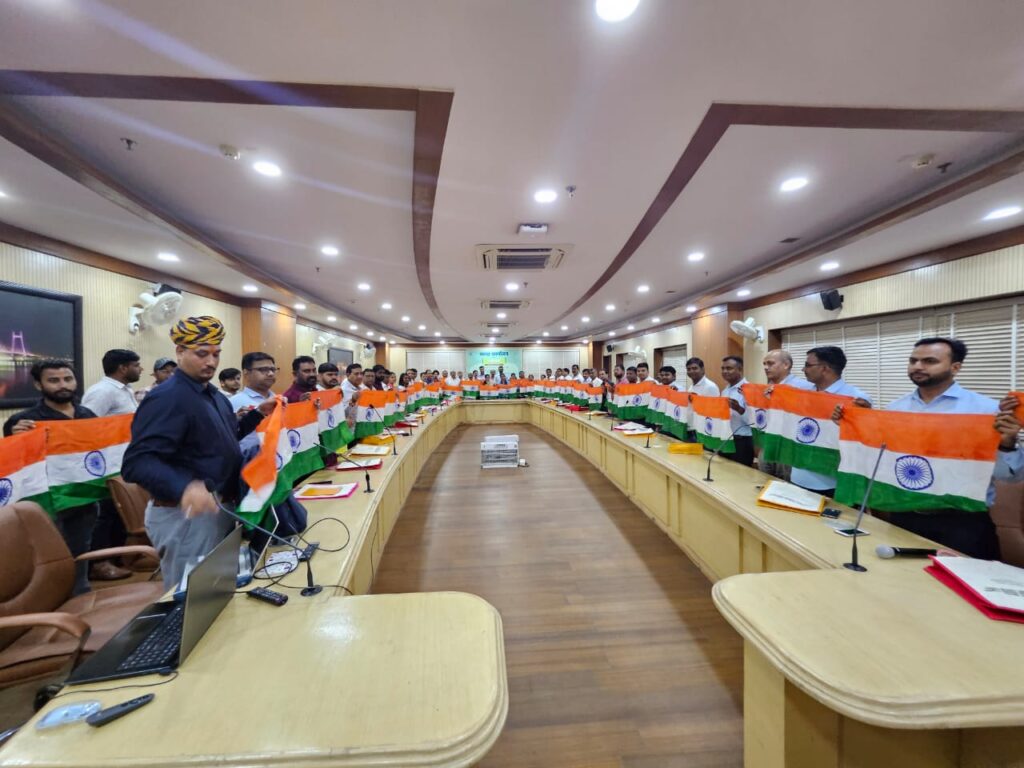 स्वच्छ कार्यालय कार्यशाला में ‘हर घर तिरंगा’ अभियान से जुड़ा स्वच्छता का संदेश