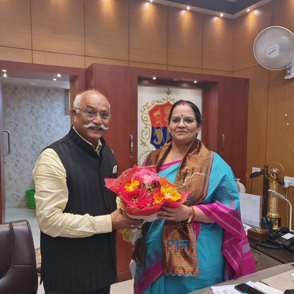 लखनऊ महापौर की संस्कृत उन्नयन की गरिमामय पहल,