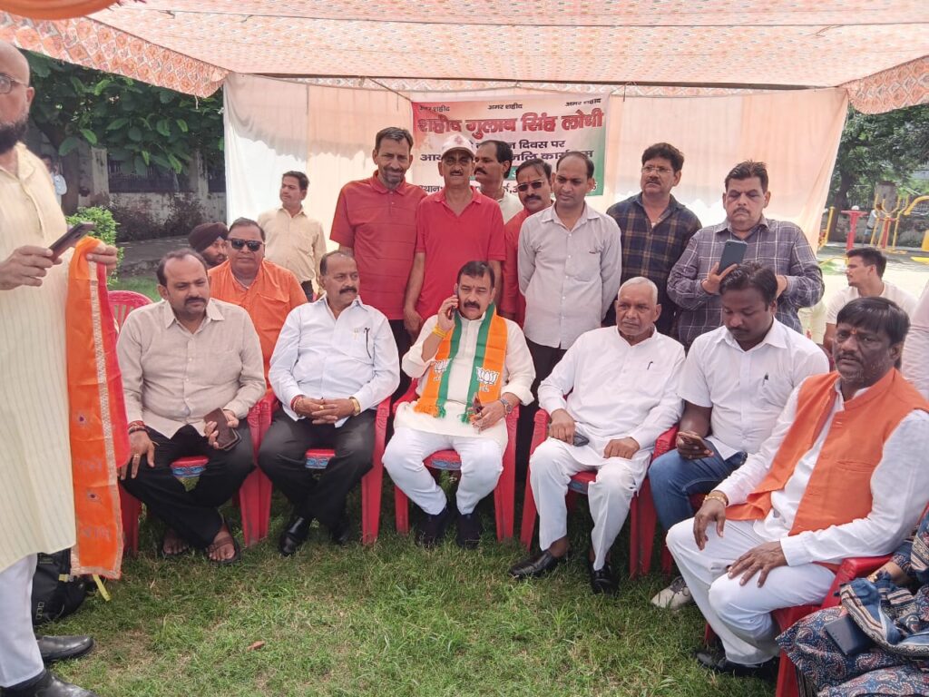 शहीद गुलाब सिंह लोधी के बलिदान दिवस पर ब्रजेश पाठक सहित भाजपा नेताओं ने दी श्रद्धांजलि