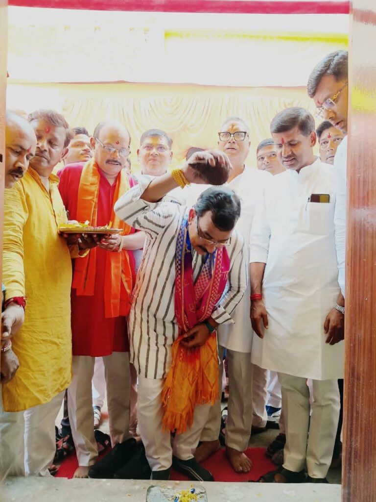 महानगर अध्यक्ष आनंद द्विवेदी ने किया पश्चिम मंडल-3 कार्यालय का उद्घाटन