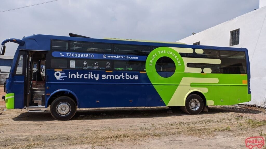 स्वच्छता को रौंदती इंटरसिटी प्राइवेट बसें: वॉशरूम सुविधा के नाम पर झांसा, हाईवे को बना रहीं सीवेज लाइन