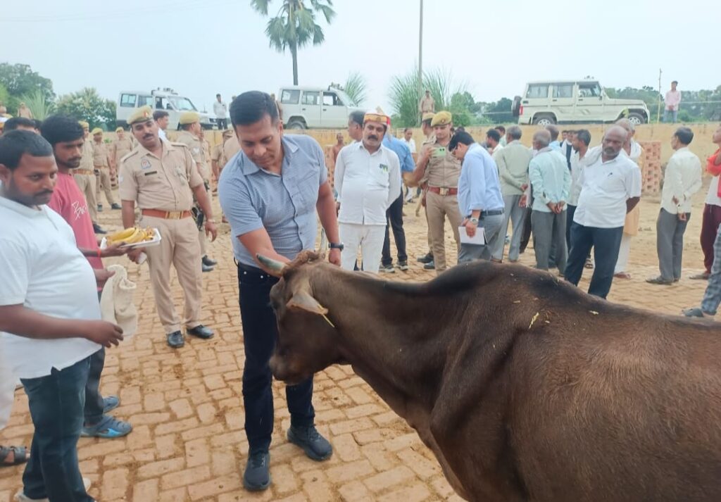 मंडलायुक्त एवं डीआईजी का  निर्माणाधीन परियोजनाओं का गहन निरीक्षण