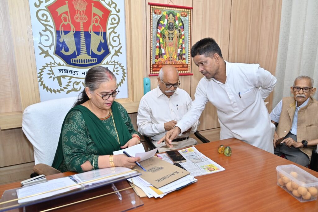 जितेंद्र प्रताप सिंह ने महापौर सुषमा खर्कवाल से की शिष्टाचार भेंट