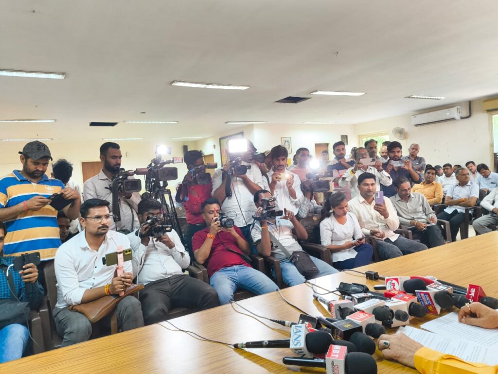 जीएसटी रिफॉर्म से हर परिवार को बड़ा लाभ : सुरेश खन्ना