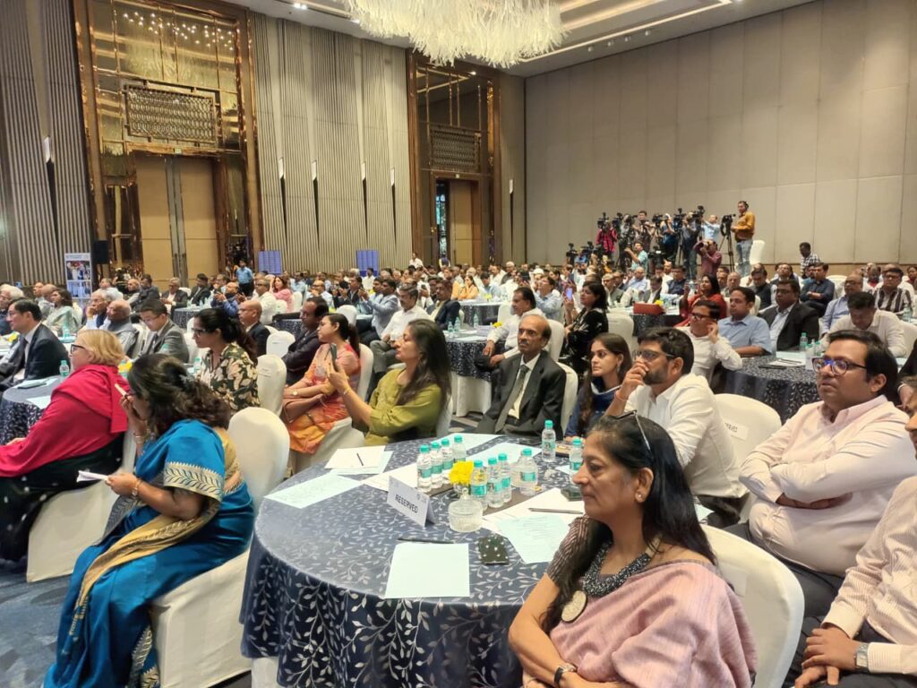 भारत चैम्बर ऑफ़ कॉमर्स के 125 वर्ष पूरे, लोकसभा अध्यक्ष ओम बिरला ने किया उत्सव का शुभारंभ