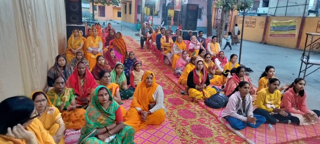 प्रज्ञा कथा का दिव्य उद्गार—विचार-शुद्धि की अलौकिक पुकार ने श्रोताओं को भीतर तक झकझोर दिया