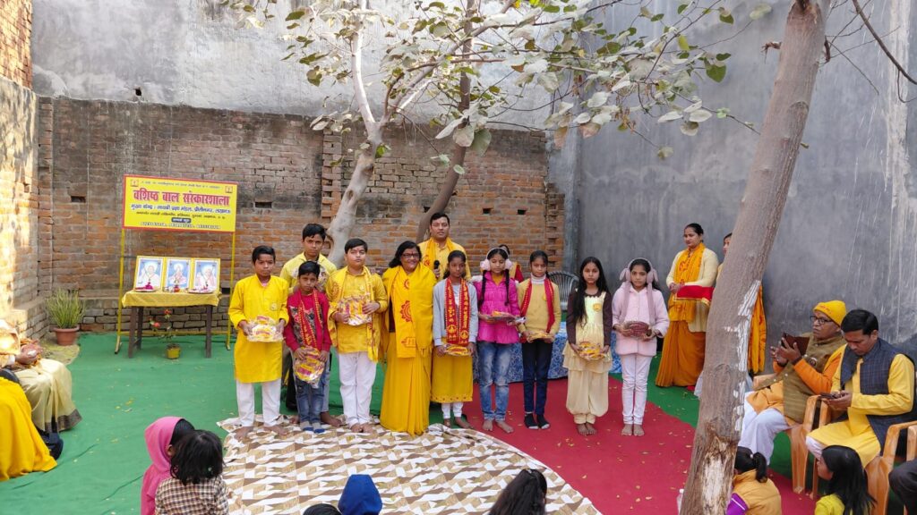 संस्कारों की तपोभूमि से उगता भविष्य: लखनऊ में बाल चेतना का दिव्य उत्सव