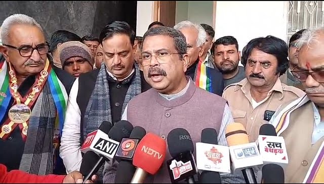 यूजीसी के नवीन विनियमों पर उभरा राष्ट्रव्यापी असंतोष, केंद्र का आश्वासन और उससे जन्म लेता वैचारिक द्वंद्व