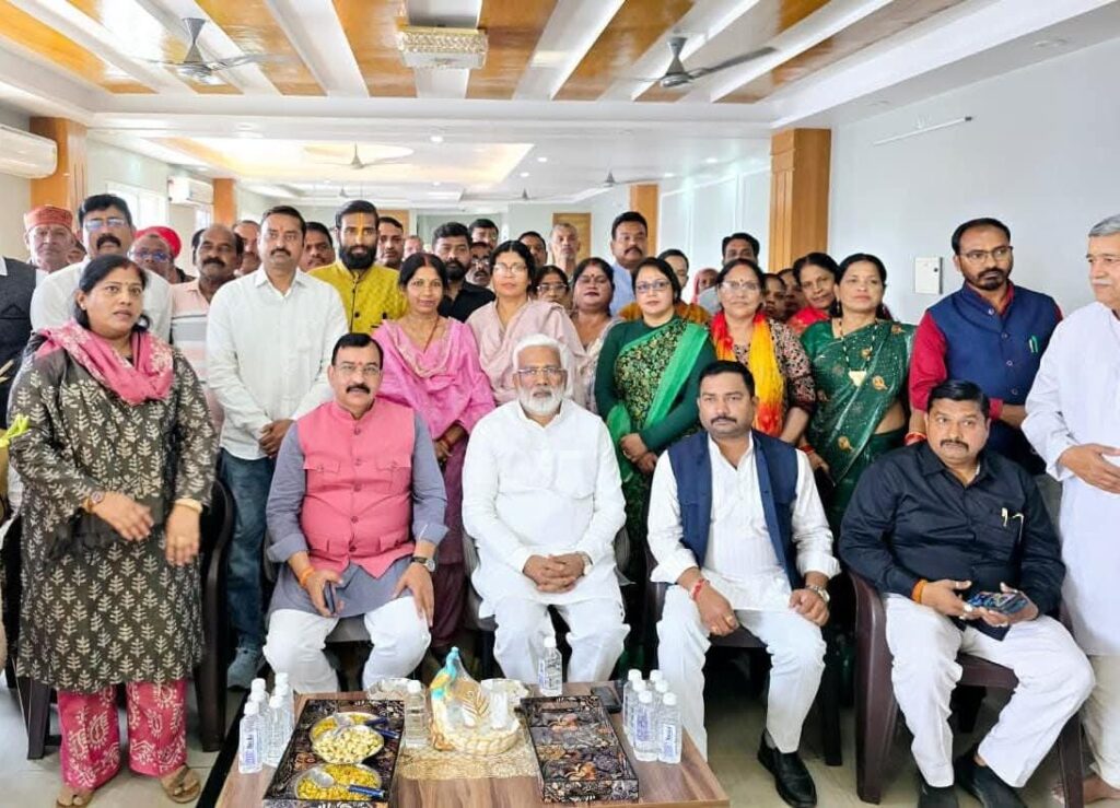 ‘मन की बात’ के 131वें संस्करण का श्रवण : जनसंवाद की परंपरा का सजीव उत्सव