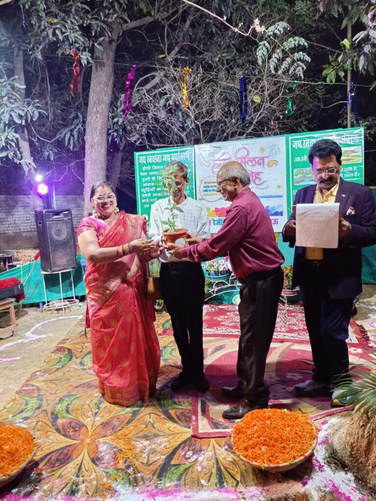 देव रेजीडेंसी में रंग, रस और राग का अनुपम संगम : होली मिलन समारोह ने रचा सौहार्द और सांस्कृतिक वैभव का अद्वितीय अध्याय