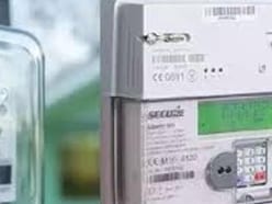 उत्तर प्रदेश बिजली विवाद और गहराया: प्राइवेटाइजेशन अटकने की खीझ क्या उपभोक्ताओं पर बन रही कहर?