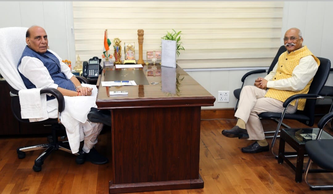 रक्षामंत्री के नेतृत्व में लखनऊ विकास की रफ्तार को मिली नई ऊर्जा, राष्ट्रीय सनातन महासंघ ने जताया आभार