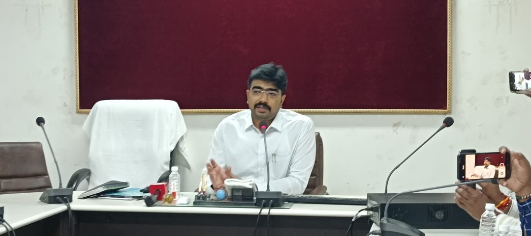 डिजिटल जनगणना के नवयुग का शुभारंभ : अपर जिलाधिकारी सत्यप्रिय सिंह ने ‘स्व-गणना’ प्रणाली को बताया प्रशासनिक पारदर्शिता का सशक्त माध्यम