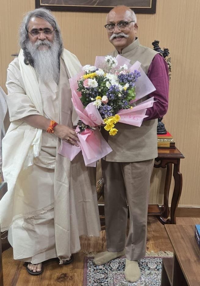 महर्षि मधुसूदन जी महाराज से मिले जितेन्द्र प्रताप सिंह, सनातन और सामाजिक विषयों पर विमर्श