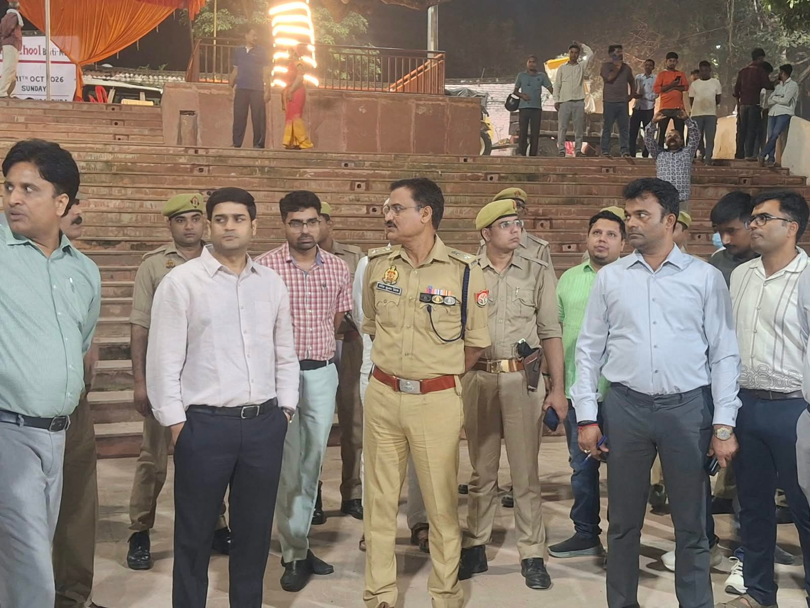 मूर्ति विसर्जन से पहले प्रशासन सतर्क, डीएम और एसपी ने घाटों पर परखी सुरक्षा व्यवस्था