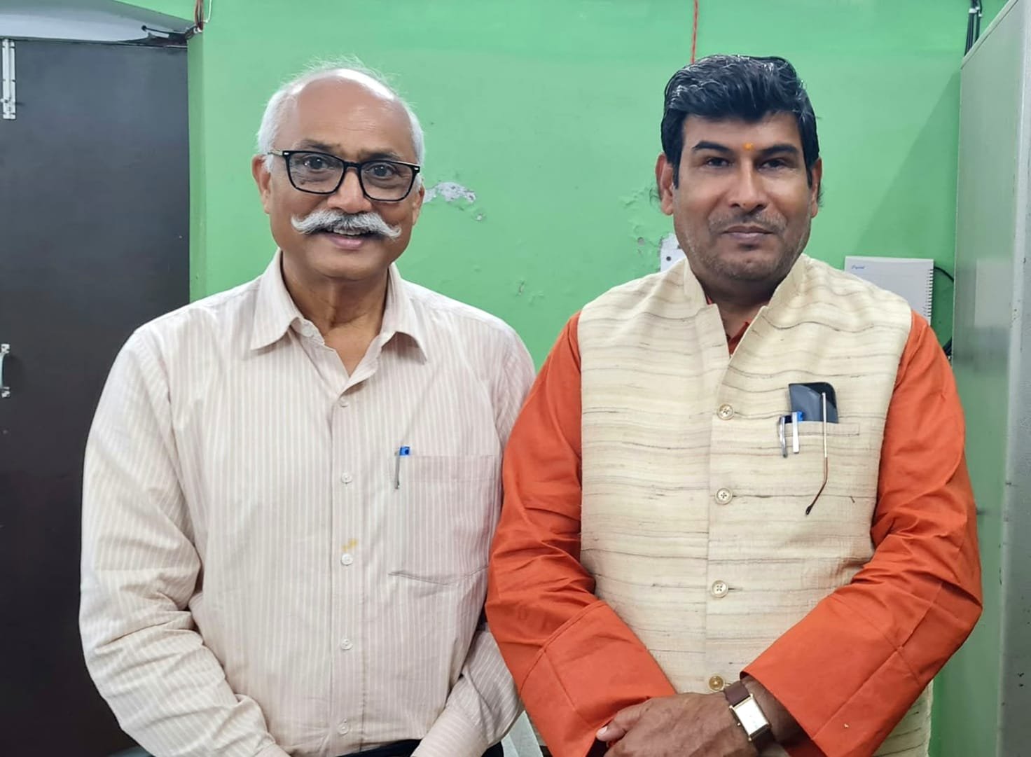 श्री चंद शर्मा को विधान परिषद प्रत्याशी बनाए जाने पर जितेंद्र प्रताप सिंह ने दी बधाई